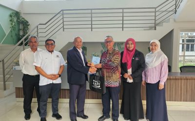 KUNJUNGAN HORMAT MARS KE STRIDE INSTITUT PENYELIDIKAN SAINS DAN TEKNOLOGI PERTAHANAN